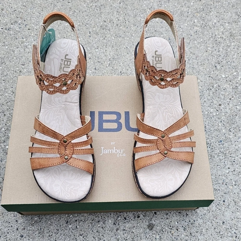New Jbu memory foam Cushioned sandals women's 8